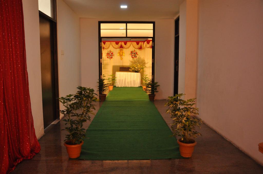 Hotel The Home Tiruppur Exterior foto